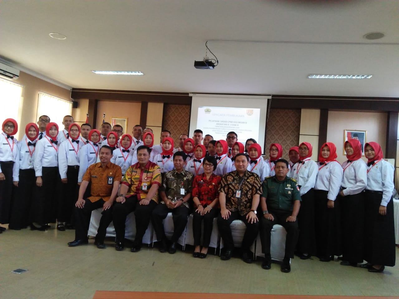 Upacara Pembukaan Pelatihan Dasar CPNS Gol. III Angkatan IV, V dan VI yang diselenggarakan oleh BPSDMD Provinsi Jawa Tengah bekerjasama dengan Kota Semarang  Tahun 2019